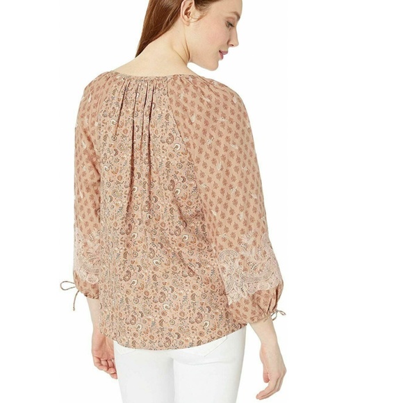 NWOT Lucky Brand Embroidered Sleeve Peasant Cotton Top. S - Picture 3 of 6